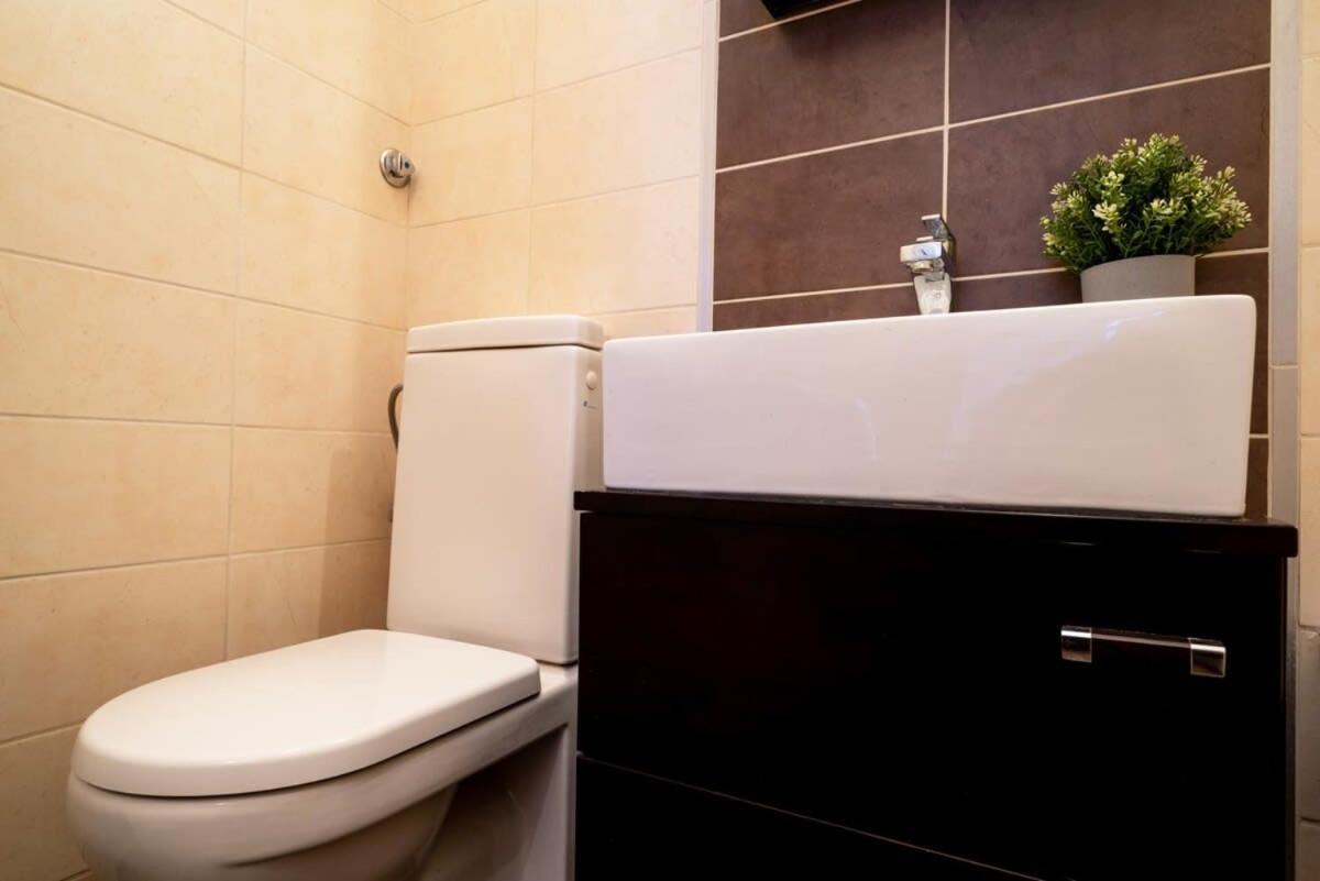 Lovely Downtown Apartment Close To The Basilica Budapest Eksteriør billede